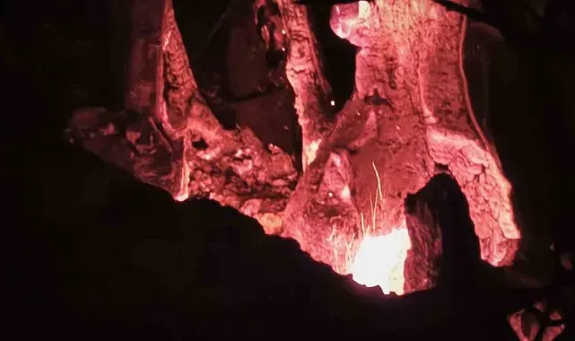 Fethiye'deki orman yangınında 13. saat: Ekiplerin müdahalesi sürüyor