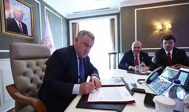 Van Stadyumu ve Yaşam Kompleksi için imzalar atıldı