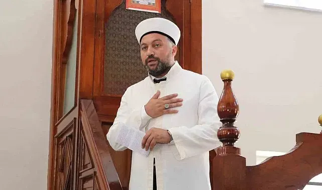 Hutbeyi en güzel okumak için yarıştılar