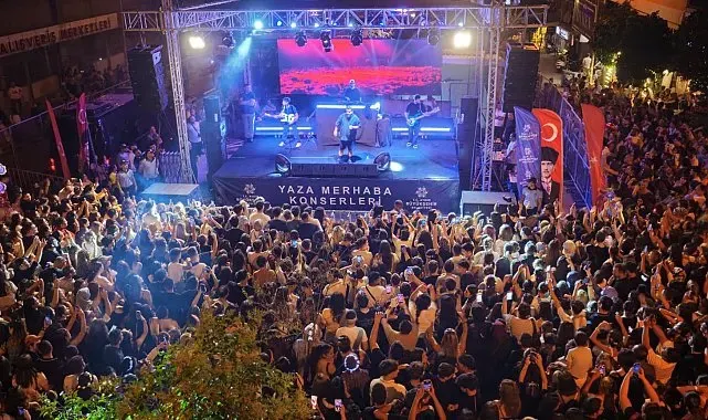 Aydın Büyükşehir Belediyesi Nazillili vatandaşları yaz konserinde buluşturdu