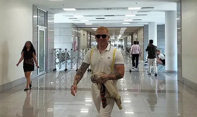 Gökhan Özoğuz "Ahbaplar Suç Örgütü" soruşturması kapsamında adliyeye geldi