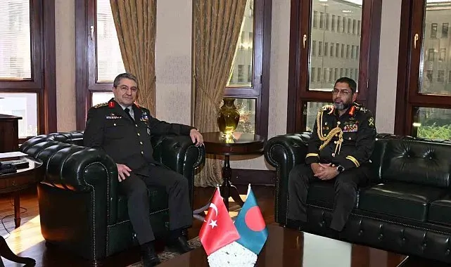 Genelkurmay Başkanı Orgeneral Bayraktaroğlu, Bangladeş Kara Kuvvetleri Komutanı ile görüştü