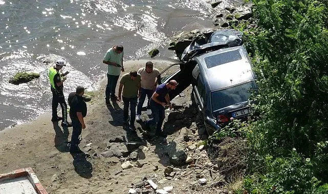 Ordu'da otomobil 30 metreden deniz kıyısına uçtu: "Uçak düşüyor zannettim"