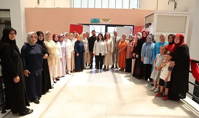 Kadın Emeği Merkezi'nde yıl sonu sergisi açıldı