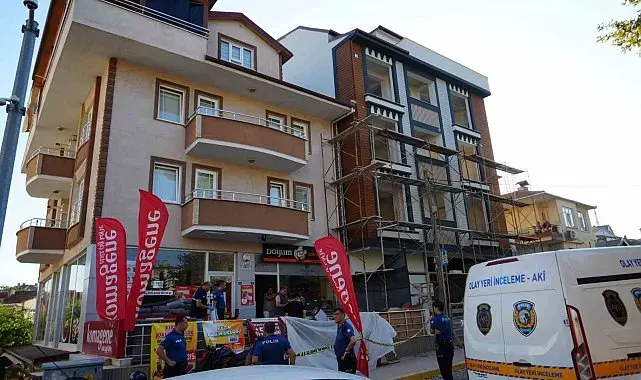 İskeleden düşen işçi hayatını kaybetti