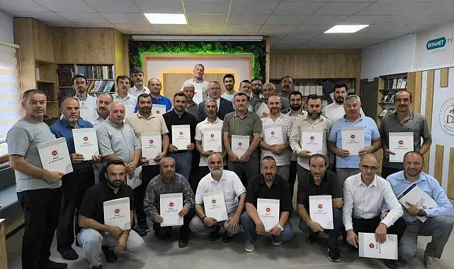 Bolu'da gönüllü din görevlilerine başarı belgesi
