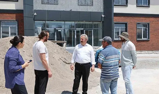 Başkan Palancıoğlu, Yıldırım Beyazıt Mahallesi'ndeki okul çalışmalarını inceledi