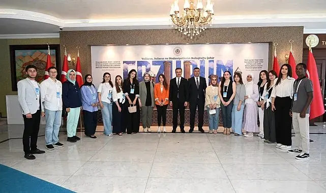 Vali Baruş, Uluslararası Tömer öğrencilerini kabul etti