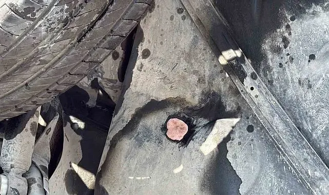 Yakıt deposundaki sızıntıyı sakızla durdurdular
