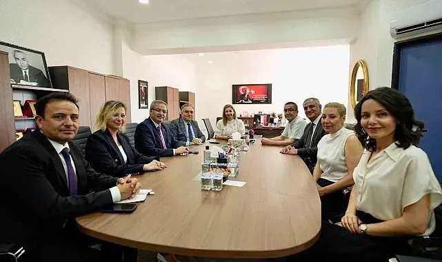 İl Milli Eğitim Müdürü Dr. Arpacı'dan LGS başarısıyla öne çıkan Gaziantep Kolej Vakfı Özel Okullarına anlamlı ziyaret