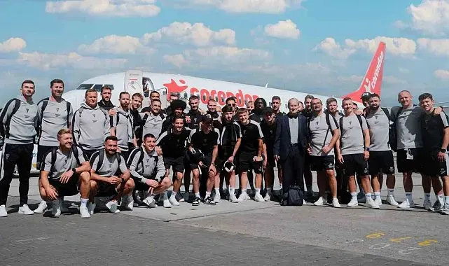 Lukas Podolski'nin takımı Gornik Zabrze, Fenerbahçe deplasmanına Corendon Airlines ile uçtu