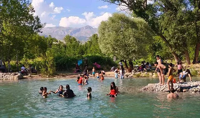Doğanın içinde ücretsiz tatil: Tağar Çayı ünlü tatil beldelerini aratmıyor