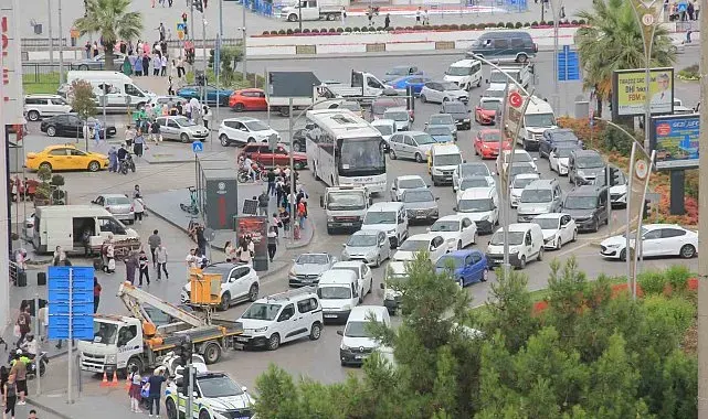 Samsun'un trafik yükü artıyor: 1 yılda 37 bin 641 araç artışı