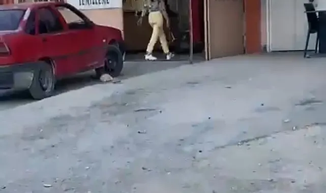 Çekiçli kadın öfkesini böyle kustu
