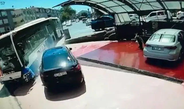 Ankara'da kontrolden çıkan EGO otobüsünü son anda fark eden kişi kazadan kurtuldu