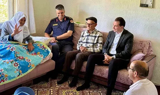 Hisarcık Kaymakamı Atam'dan yaşlı çifte anlamlı ziyaret