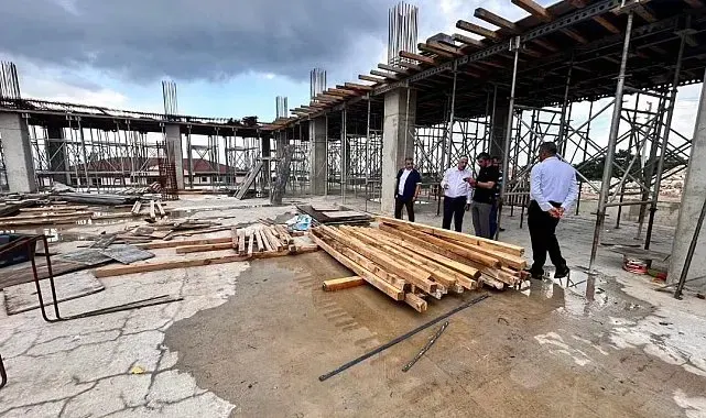 Dilovası'nın yeni kültür merkezi yükseliyor