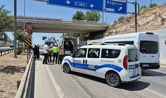Hasta nakil aracı arızalanan otomobile çarptı: 1 yaralı