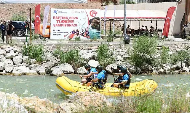 Türkiye Rafting Şampiyonası 3. ayak yarışları Van'da başladı
