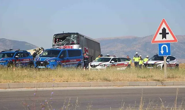 Kazazedeler ve yakınları otobüs firmasından şikayetçi: "Bu otobüsün iki katlı olduğunu binerken öğrendim"
