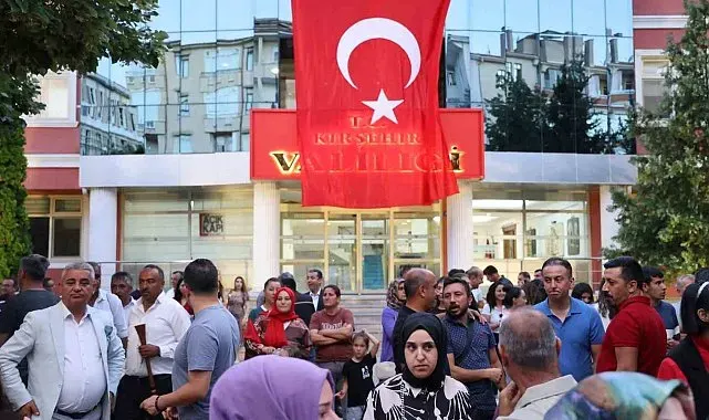 Kırşehirliler 15 Temmuz'un 10. yılında Cacabey Meydanı'nda buluştu