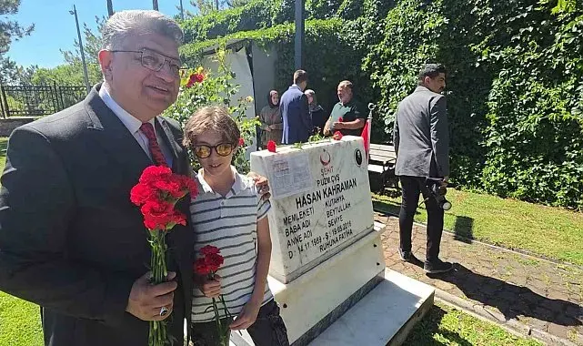 Şehit babasına her karne dönemi sözünü tutuyor