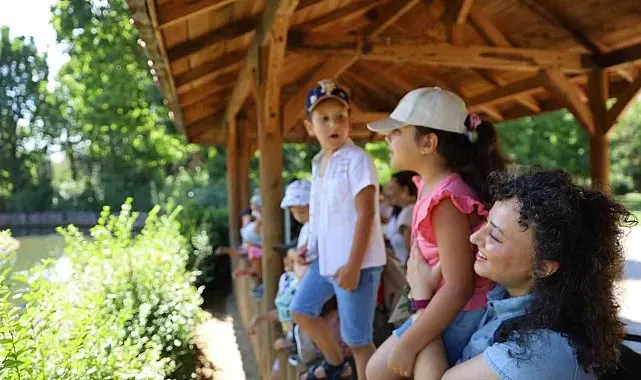 Minik kaşifler hayvanat bahçesinde