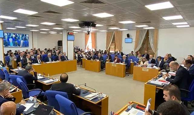 Emekli maaşı düzenlenmesini de içeren kanun teklifi Plan ve Bütçe Komisyonu'nda