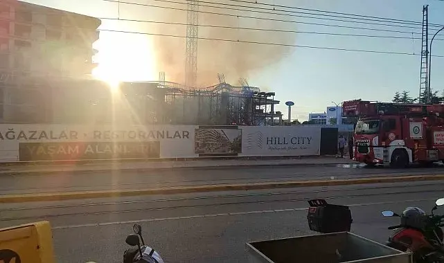 Eskişehir'de inşaatta çıkan yangın kontrol altına alındı