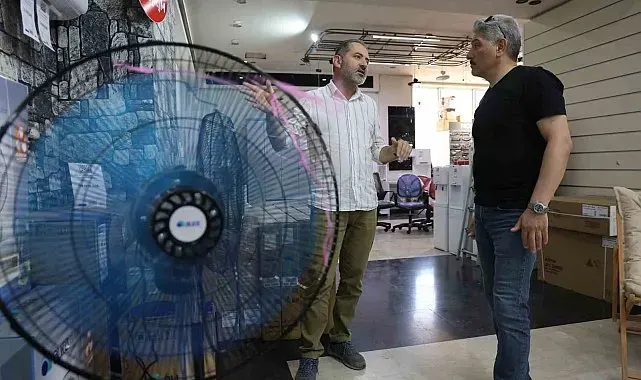 Havaların ısınmasıyla, vatandaşlar klima ve vantilatörlere yöneldi