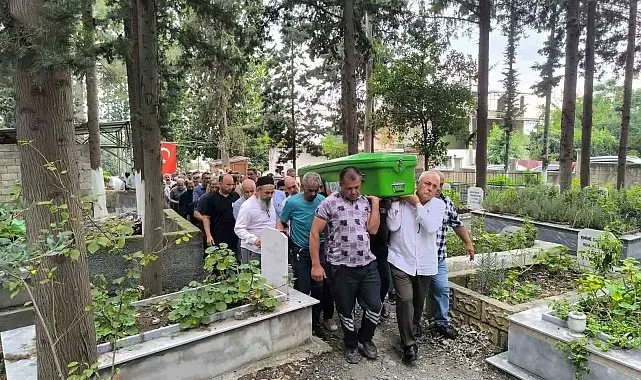 Üzerine benzin dökerek kendini yakan zihinsel engelli şahıs, 9 gün sonra yaşam mücadelesini kaybetti