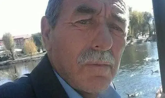 Kaza sonrası olay yerinden kaçmak isteyen şahıs, minibüsü vatandaşların ve polisin üzerine sürdü: 1 ölü, 1'i polis 2 yaralı
