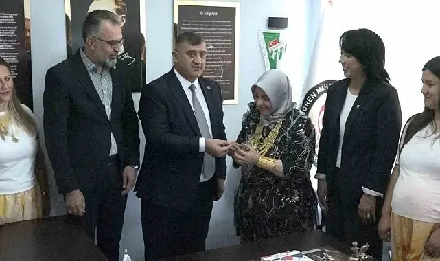 Kadınlar köyün yönetimini ele geçirdi