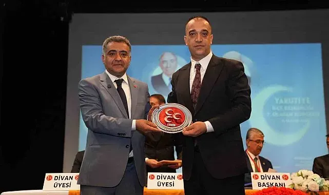 MHP Yakutiye ilçe kongresi yapıldı: Sinan Demir yeniden başkan