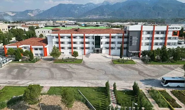 DOSTEK Koleji, mesleki eğitimde geleceğin nitelikli gücünü yetiştiriyor
