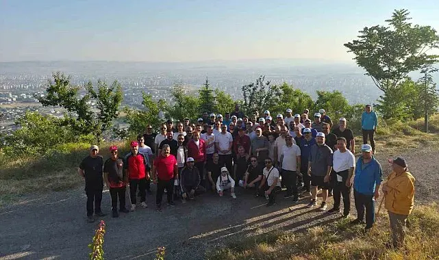 Başkan Büyükkılıç, Otobüs İşletme Müdürlüğü personeliyle yürüyüş yaptı