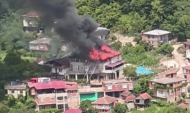 Ordu'da 3 katlı binada yangın