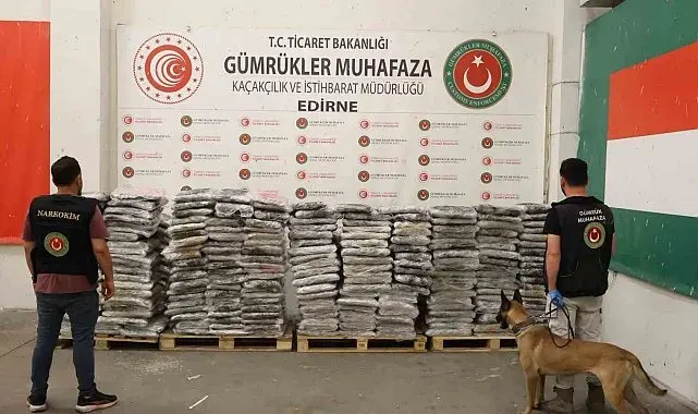 Kapıkule'de 1 milyar 37 milyon lira değerinde uyuşturucu madde ele geçirildi