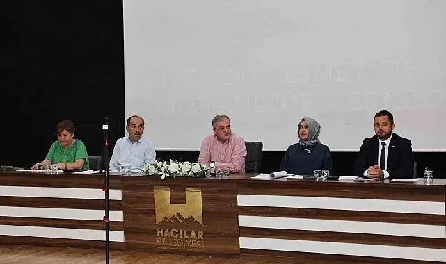 Hacılar'da iş merkezi ihalesinden 12,45 milyon TL gelir