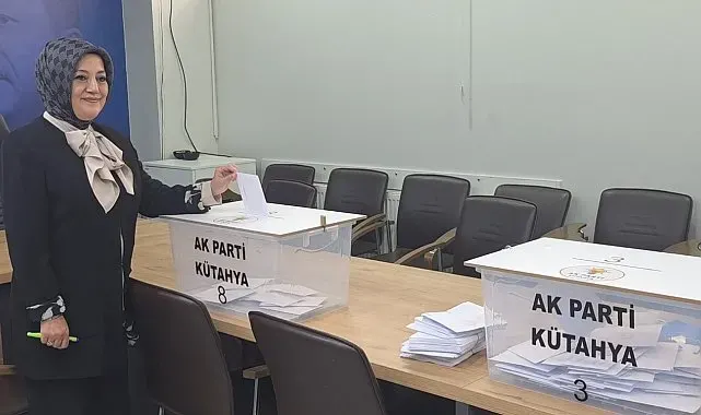 AK Parti Kütahya Merkez İlçe Başkanlığı için temayül yoklaması yapıldı