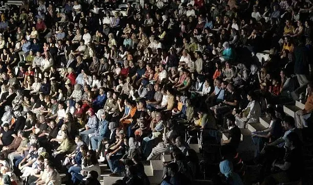 Kilis'te "Sınırdan Sesler Korosu" konserine yoğun ilgi