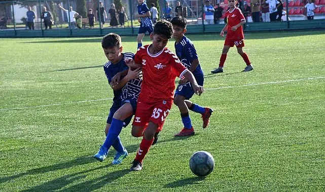 Kayseri U-11 Ligi'nde şampiyon Melikgazi Belediyespor oldu