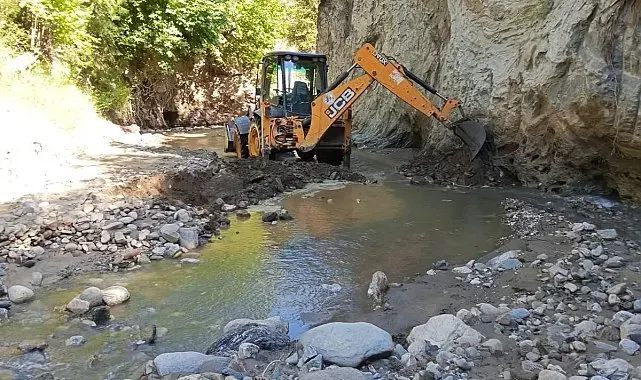 Babadağ Belediyesi vatandaşlara hizmet sunmaya aralıksız sürdürüyor