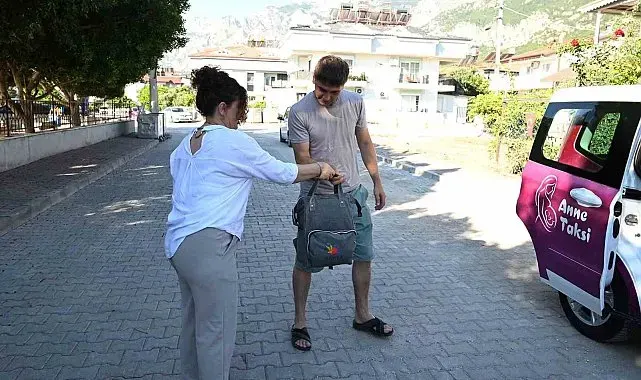 Kemer'de anne adaylarının yol arkadaşı: Anne Taksi