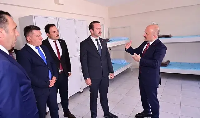 Vali Varol Geri Gönderme Merkezi'nde incelemelerde bulundu