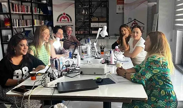ADEM kursiyerlerine aile içi iletişim ve dijital farkındalık eğitimi verildi