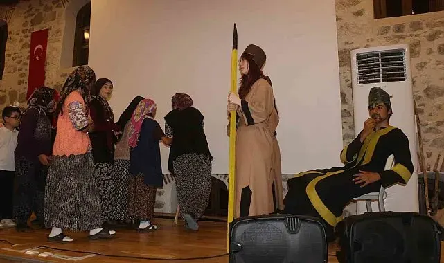 Nasrettin Hoca'nın memleketinde "Timur'un Filleri" sahnelendi