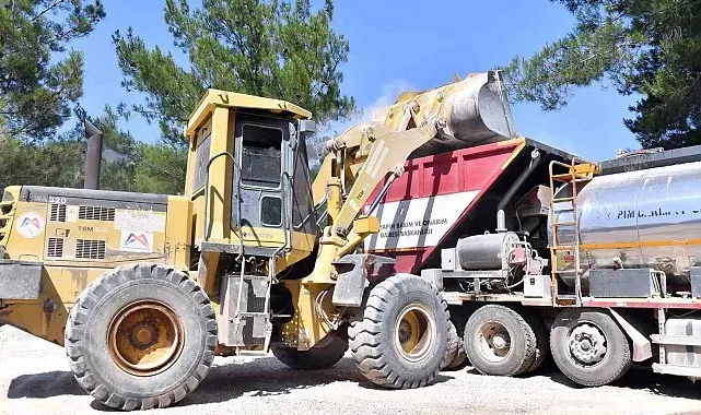 Silifke'de kırsal ulaşımı rahatlatan yol çalışması tamamlandı