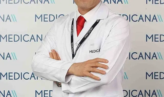 Aşırı el ve koltuk altı terlemesi hayat kalitesini düşürüyor