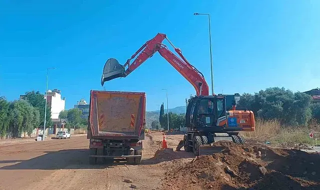 Aydın Büyükşehir'in yol çalışmaları devam ediyor